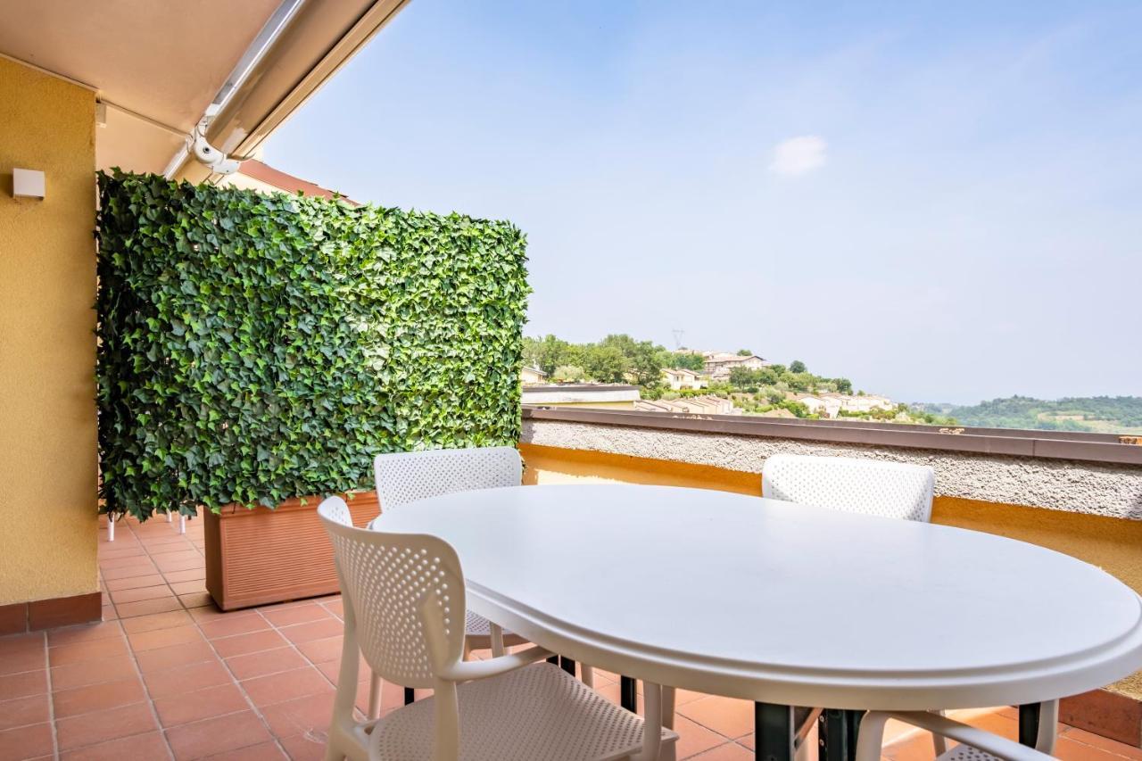 L&M Apartments - Pool - By Host4U Muscoline المظهر الخارجي الصورة